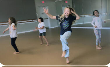 Dancefulness Dancing to Me